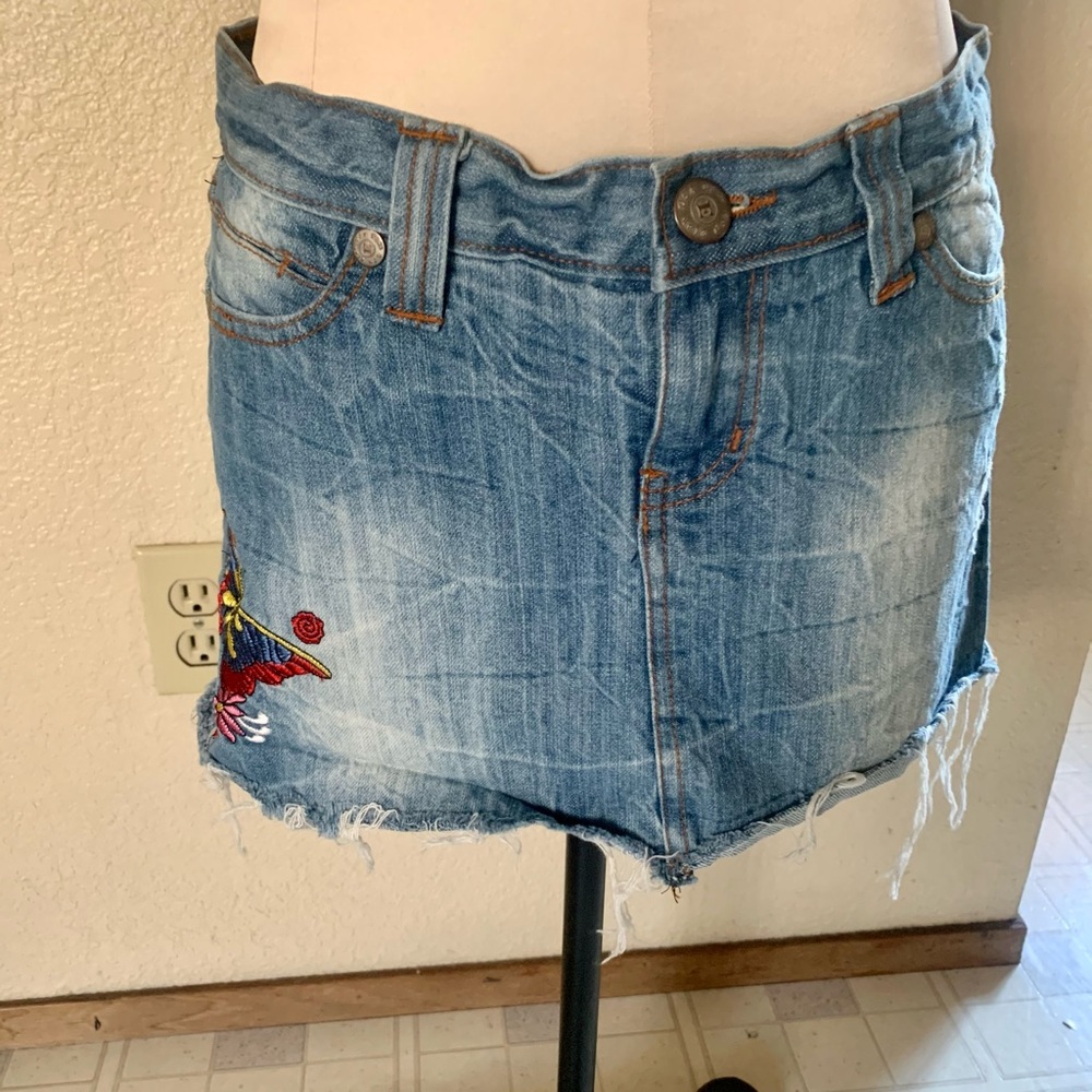 Elan frayed stone washed Jean skirt small